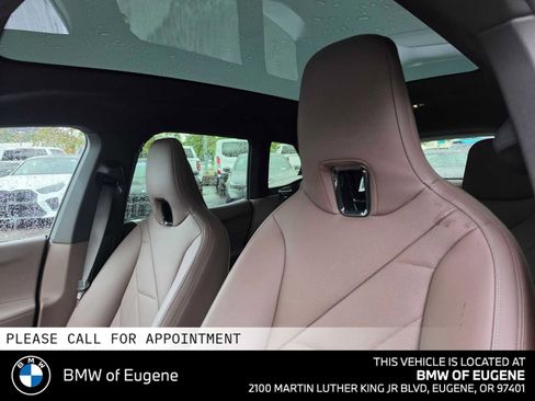 Used 2024 BMW iX xDrive50 w/ Sport Package AWD/4WD image 25