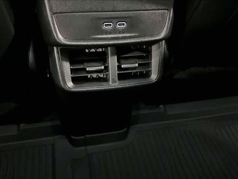 Certified 2025 Chevrolet Equinox RS FWD image 26