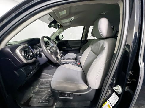 Used 2021 Toyota Tacoma SR5 image 14