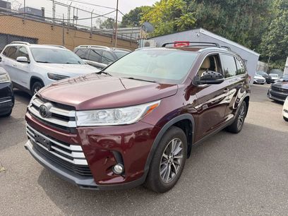 Used 2019 Toyota Highlander XLE