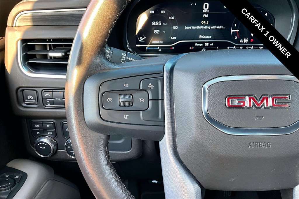 Used 2023 GMC Yukon XL SLT AWD/4WD image 16