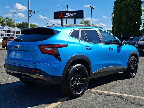 Used 2025 Chevrolet Trax ACTIV w/ Driver Confidence Package image 6