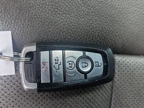 Used 2020 Ford F150 Lariat w/ Equipment Group 501A Mid AWD/4WD image 29
