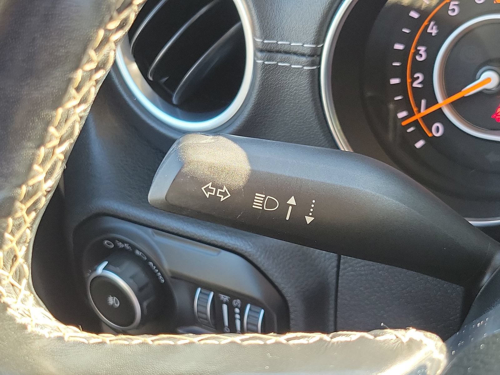 Used 2020 Jeep Wrangler Unlimited Sahara AWD/4WD image 16