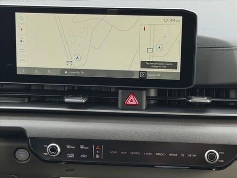 New 2026 Kia Carnival EX image 16