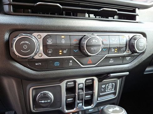 Certified 2025 Jeep Wrangler Unlimited Sport S 4xe image 15