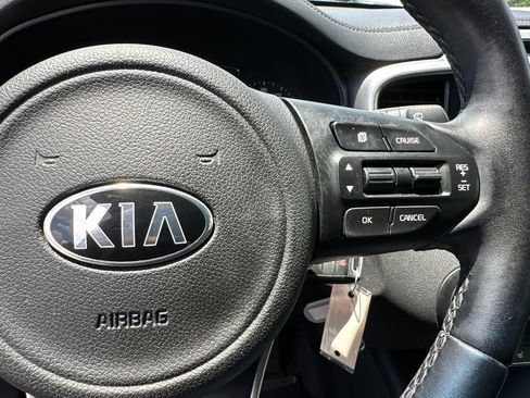 Used 2016 Kia Sorento FWD w/ LX Convenience Package image 26