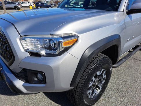 Used 2019 Toyota Tacoma TRD Off-Road image 27