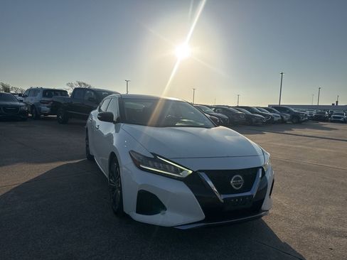 Used 2021 Nissan Maxima 3.5 SV w/ Floor Mat Group image 2