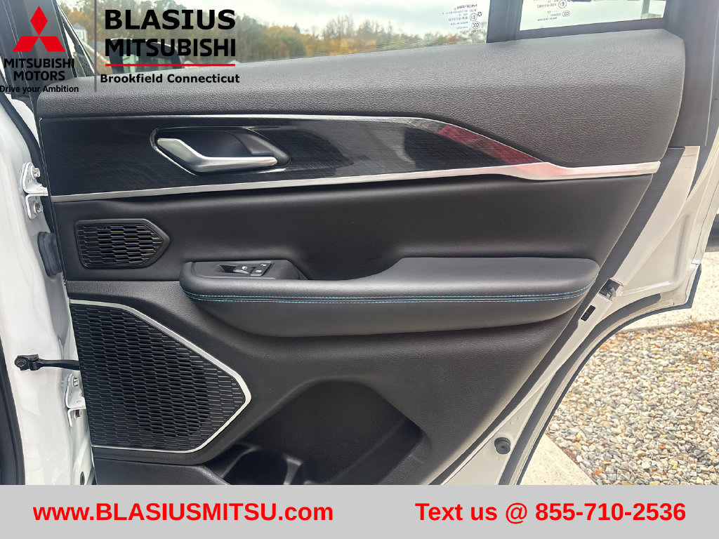 Used 2023 Jeep Grand Cherokee Trailhawk AWD/4WD image 43