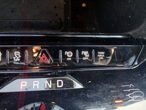 Used 2023 Jeep Wagoneer Series III w/ Premium Group I image 24