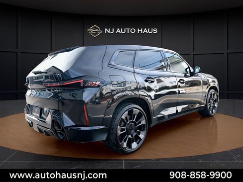 Used 2024 BMW XM image 9