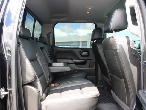 Used 2018 Chevrolet Silverado 1500 LTZ Z71 w/ LTZ Plus Package AWD/4WD image 30
