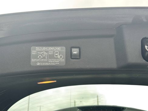 Used 2022 INFINITI QX50 Luxe image 12