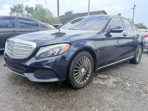 Used 2015 Mercedes-Benz C 300 4MATIC Sedan image 3