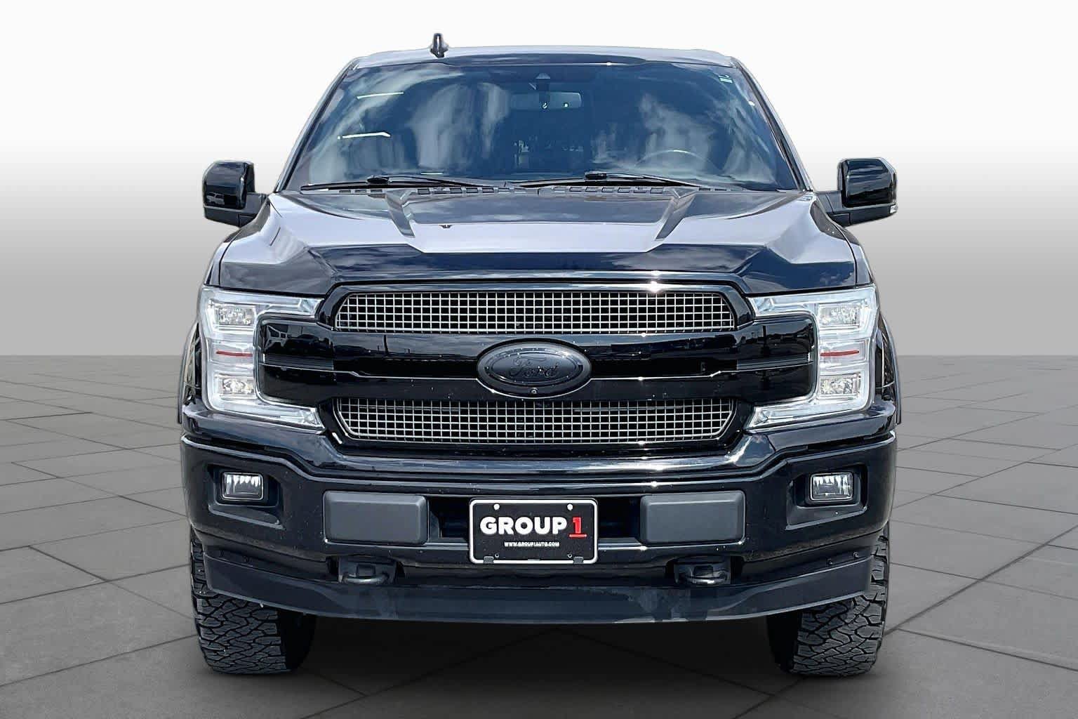 Used 2018 Ford F150 Platinum w/ Equipment Group 701A Luxury AWD/4WD image 4