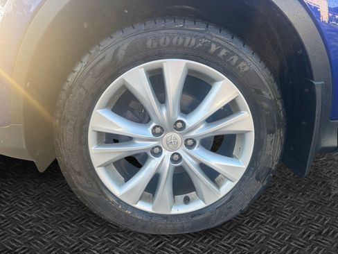 Used 2014 Toyota RAV4 Limited w/ Technology Package AWD/4WD image 11