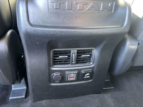 Used 2019 Nissan Titan PRO-4X image 24
