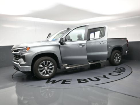 Used 2026 Chevrolet Silverado 1500 LT AWD/4WD image 12