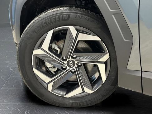 Used 2024 Hyundai Tucson Limited image 36