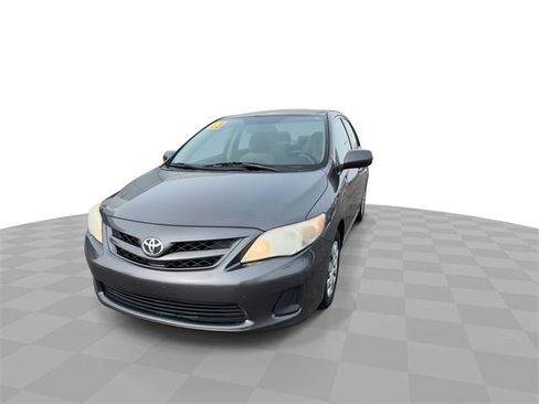 Used 2013 Toyota Corolla L image 4