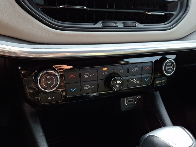 Certified 2023 Jeep Compass Limited AWD/4WD image 19