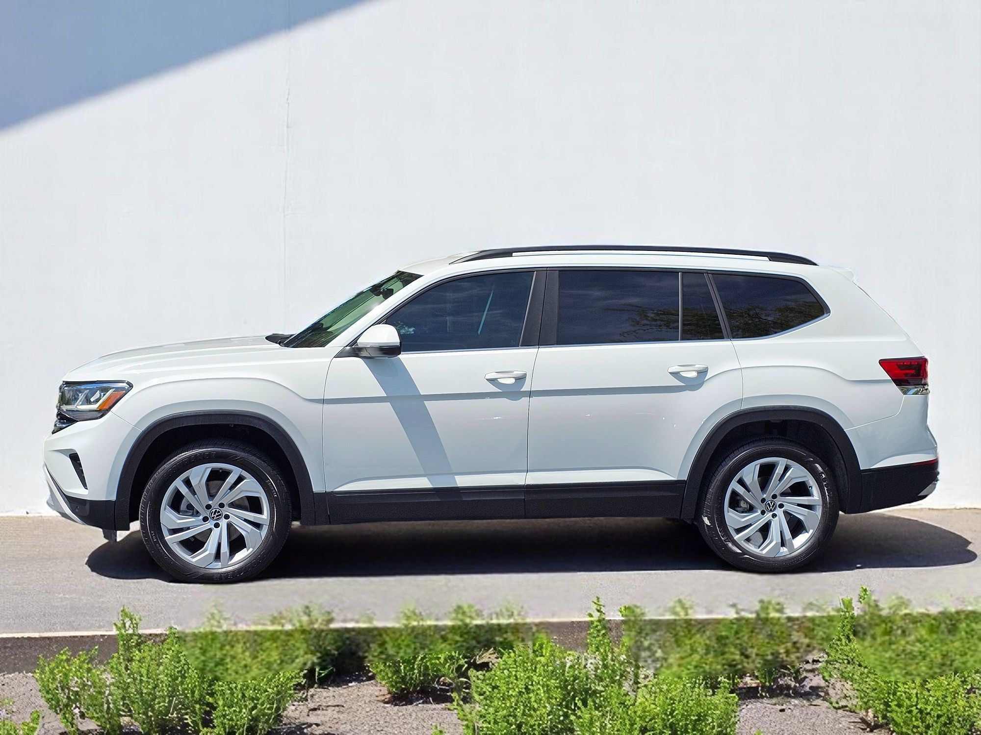 Used 2023 Volkswagen Atlas SE FWD image 11