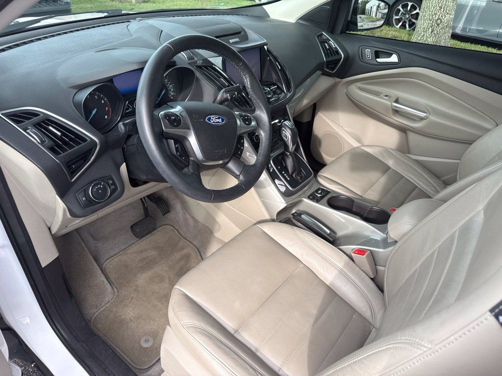 Used 2013 Ford Escape SEL FWD image 9