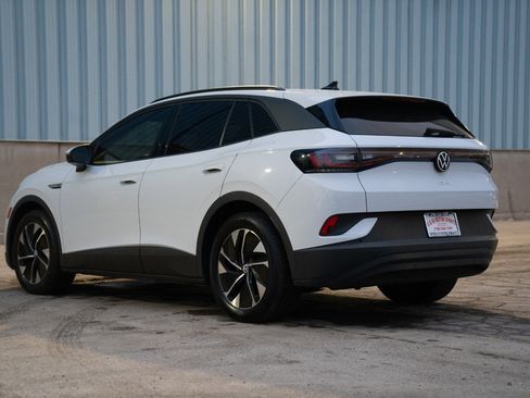 Used 2022 Volkswagen ID.4 Pro image 15