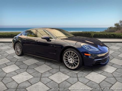 Used 2020 Porsche Panamera image 1