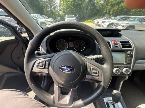 Used 2018 Subaru Forester 2.5i w/ Alloy Wheel Package AWD/4WD image 18