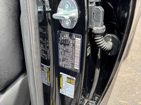 Used 2025 Hyundai Palisade SEL FWD image 33