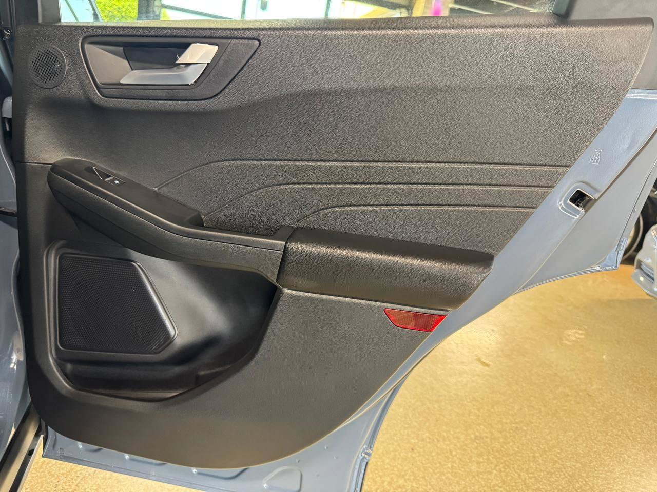 Used 2025 Ford Escape Active w/ Active Premium Tech Pack FWD image 12