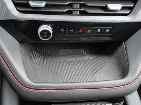 Certified 2025 Ford Explorer ST-Line w/ ST-Line Street Pack AWD/4WD image 19