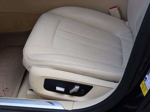 Used 2018 BMW 740i RWD image 14