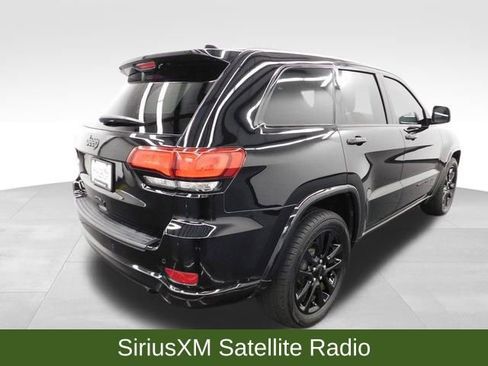 Used 2019 Jeep Grand Cherokee Altitude image 10