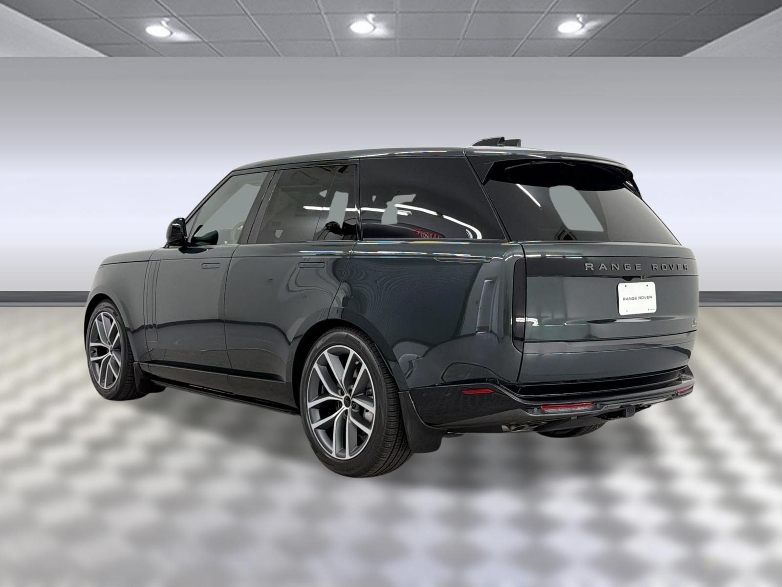New 2026 Land Rover Range Rover SE AWD/4WD image 3