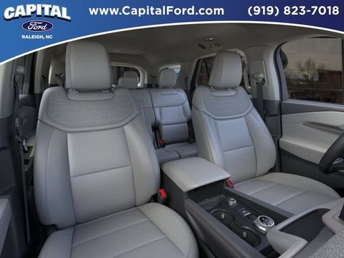 New 2026 Ford Explorer Active w/ Active Comfort Package RWD image 10
