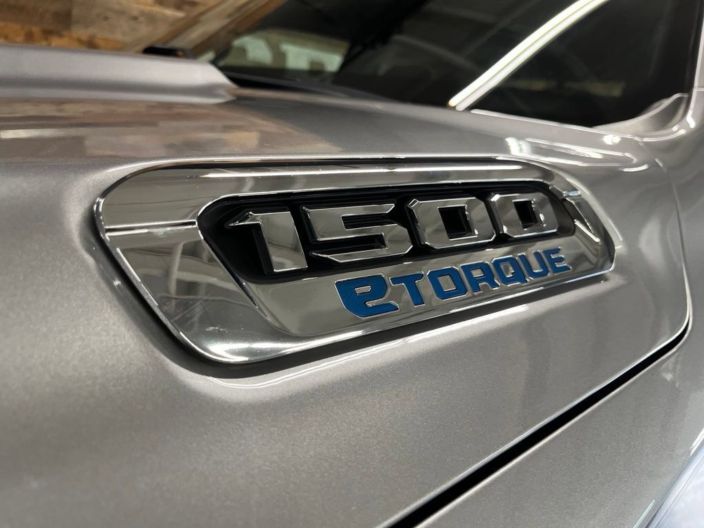 Used 2022 RAM 1500 Tradesman AWD/4WD image 14