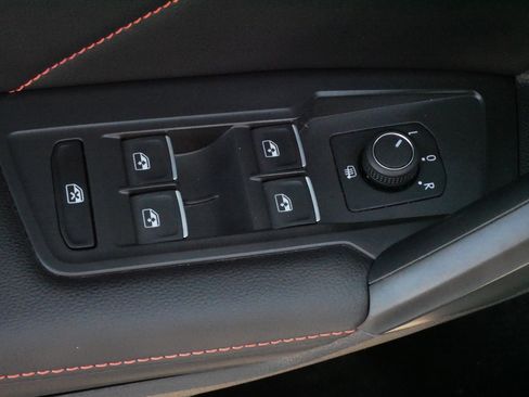 Certified 2024 Volkswagen Tiguan Wolfsburg Edition w/ Panoramic Sunroof Package AWD/4WD image 19