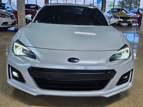 Used 2017 Subaru BRZ Limited image 2