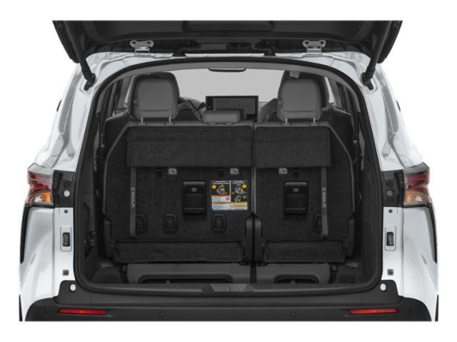 New 2026 Toyota Sienna XLE AWD/4WD image 13
