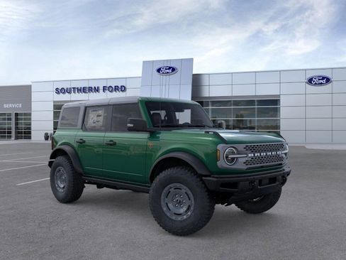 New 2025 Ford Bronco Badlands image 8