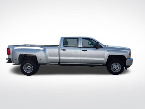 Used 2018 Chevrolet Silverado 3500 W/T RWD image 4