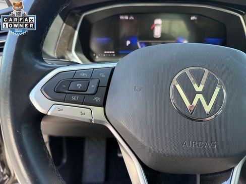 Used 2024 Volkswagen Jetta SE FWD image 25