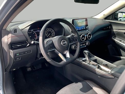 Used 2024 Nissan Sentra SR w/ SR Premium Package FWD image 18