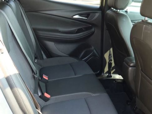 Used 2025 Buick Encore GX Preferred FWD image 39