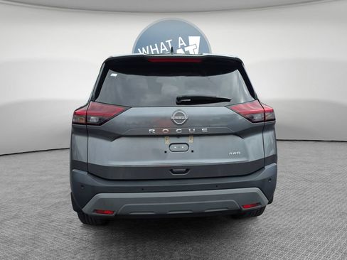 Used 2023 Nissan Rogue S AWD/4WD image 5