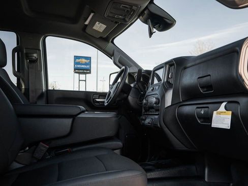 New 2026 Chevrolet Silverado 3500 W/T AWD/4WD image 9