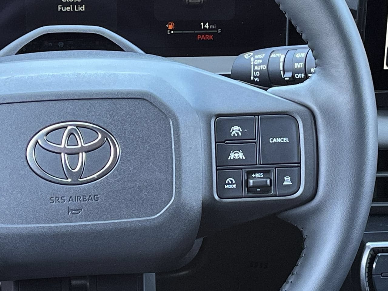 Used 2026 Toyota RAV4 XSE w/ Weather Package AWD/4WD image 14